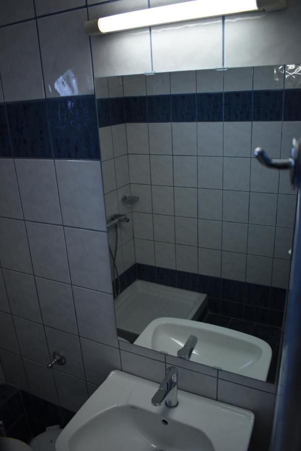 Aronis Sea View Rooms Neoi Poroi Exterior photo